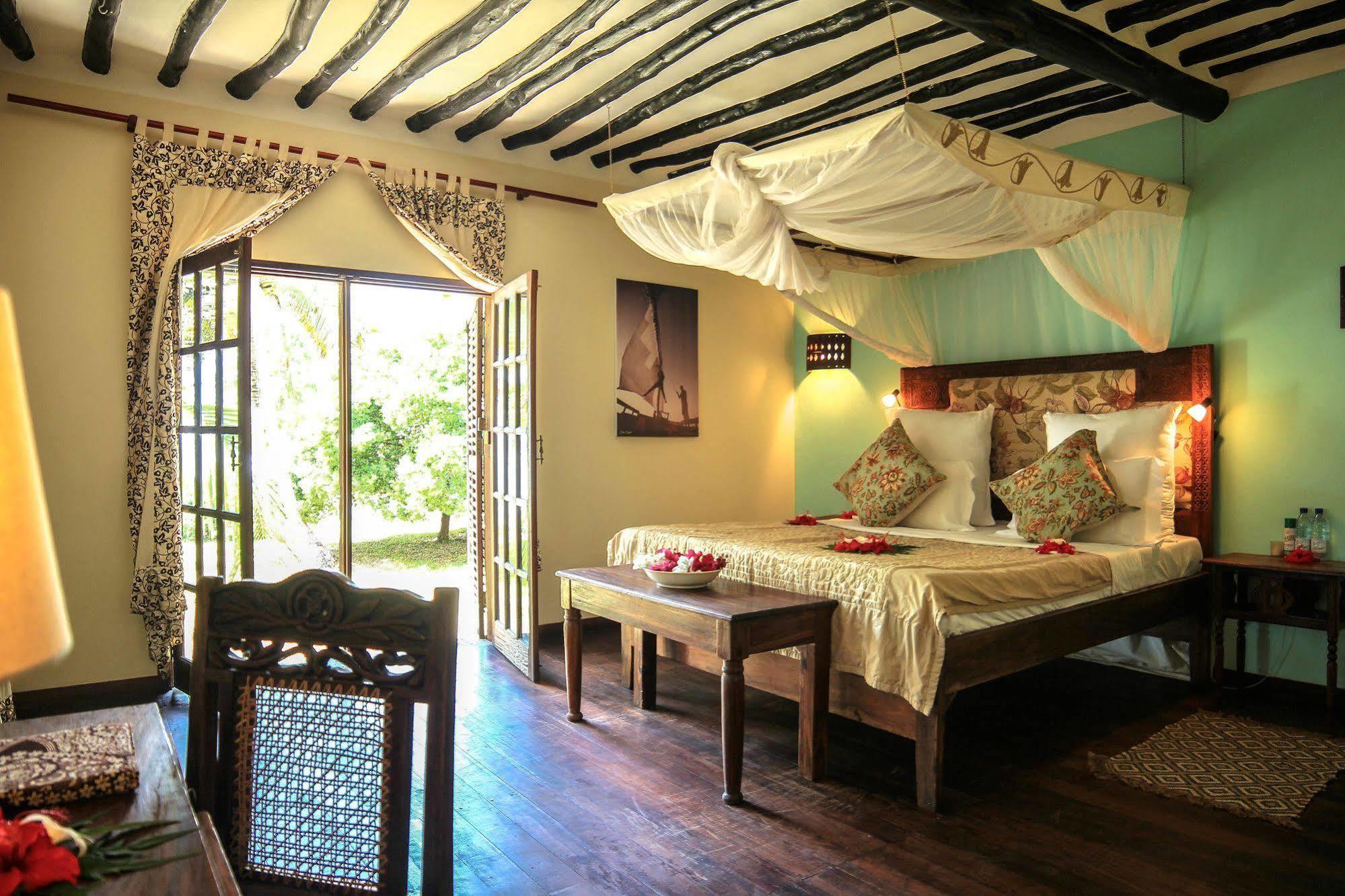 Anna Of Zanzibar Hotel Bwejuu Esterno foto
